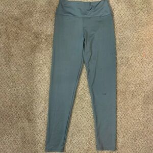 Never been worn grey workout leggings